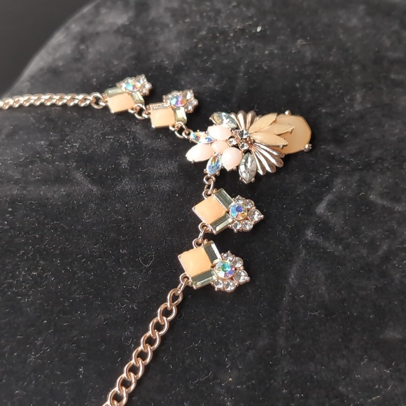 Statement Gold Toned Cream Stoned and Rhinestone Necklace - Picture 3 of 9